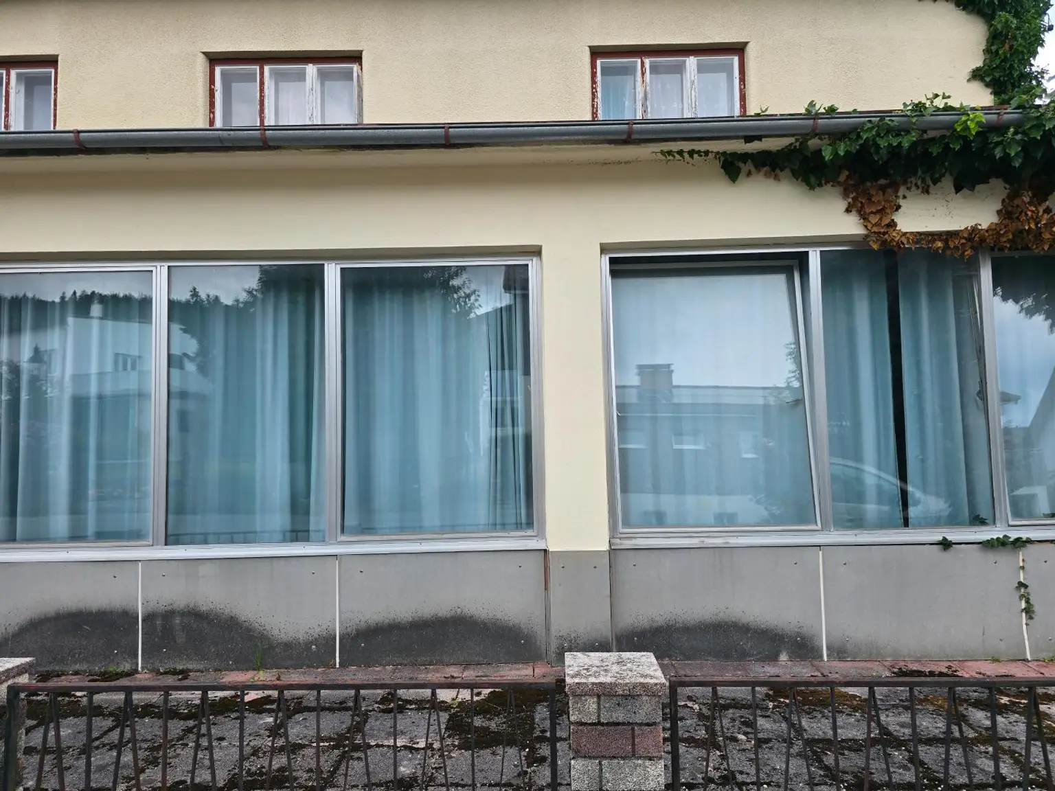 Großes Haus mit Entwicklungspotenzial in Mönichkirchen / ehemaliges Hotel