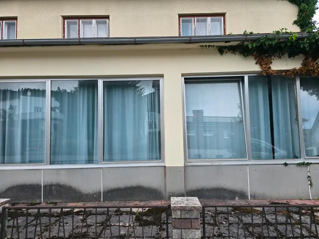 Großes Haus mit Entwicklungspotenzial in Mönichkirchen / ehemaliges Hotel