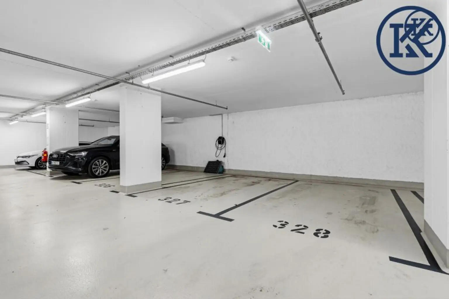 KFZ Abstellplatz