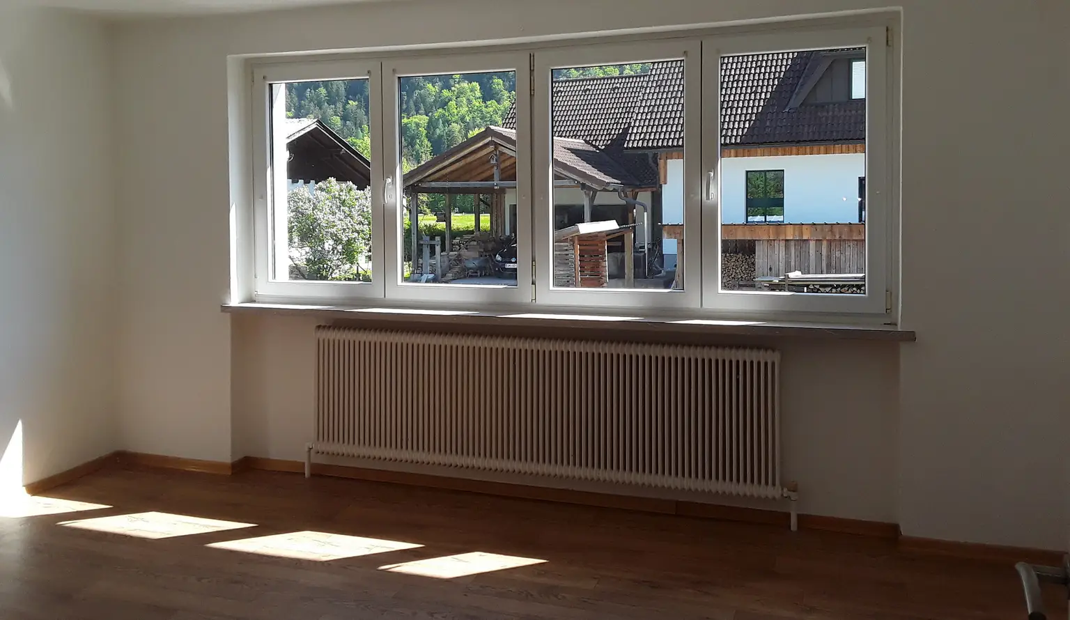 Eine reizende 52 m²  2-Zimmer Wohnung und 30 m² Gartenfläche in einem Zweifamilienhaus.