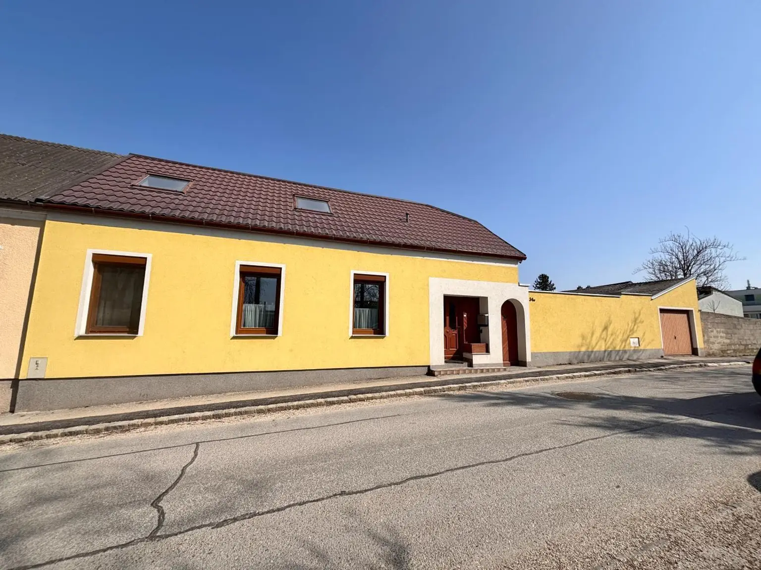 Straßenansicht