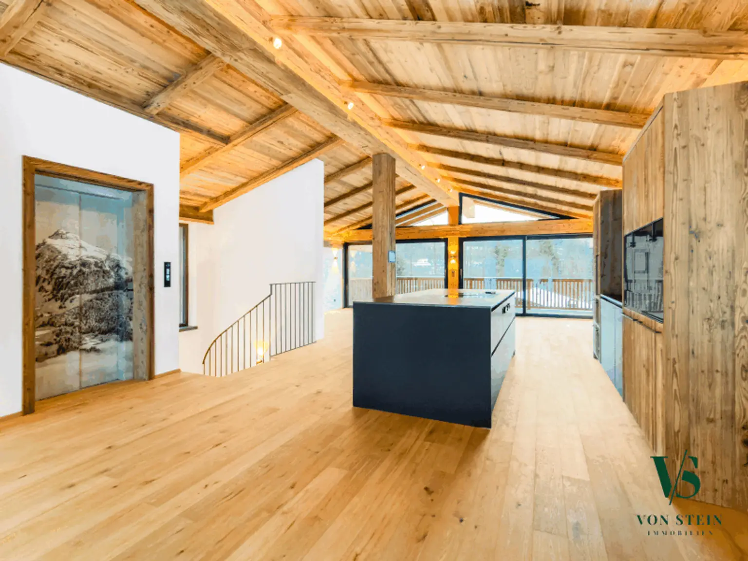 Wohn/Essbereich mit offener Küche