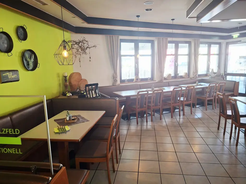 TOP Location mit umsatzstarkem Gastro-Konzept sucht Nachfolger!