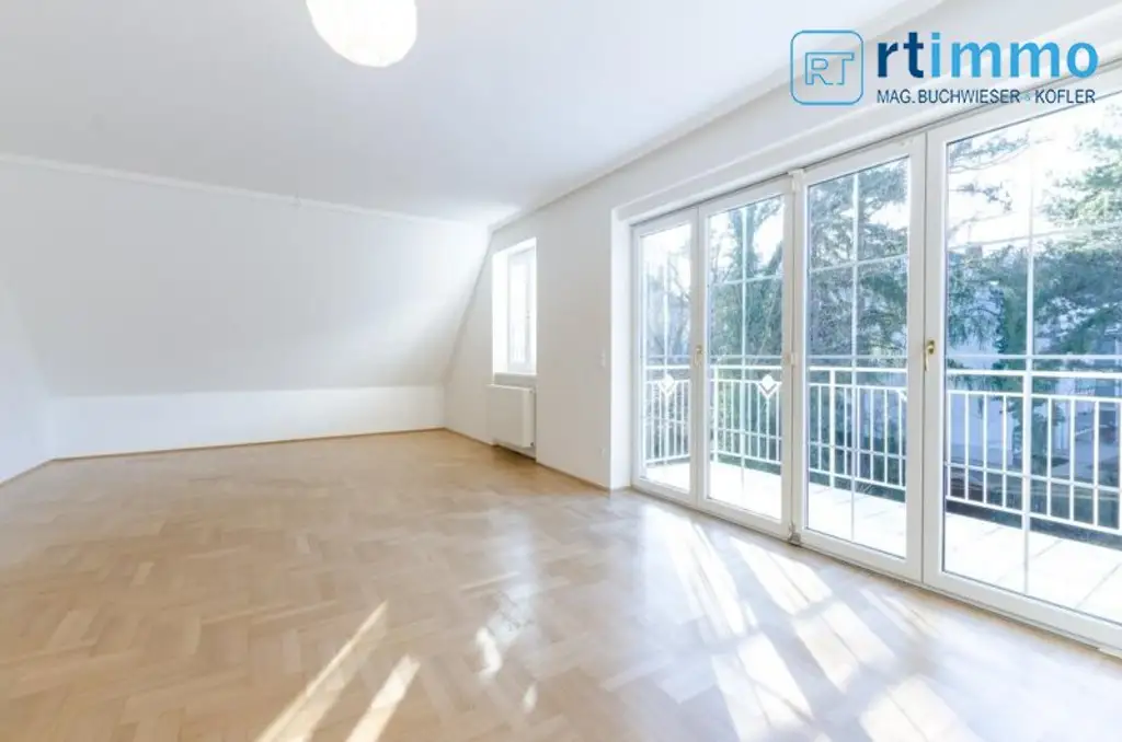 VIER ZIMMER | SCHÖNE UND HELLE TERRASSENWOHNUNG + 70 m2 DACHTERRASSE + GARAGE