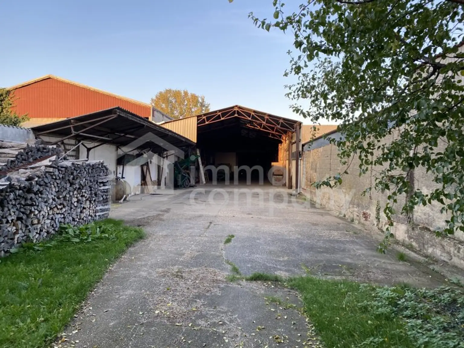 Traditionelles Bauernhaus mit historischem Weinkeller