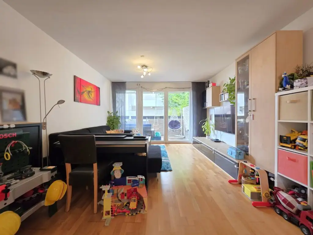 Modernes Wohnerlebnis mit ruhigem Balkon!