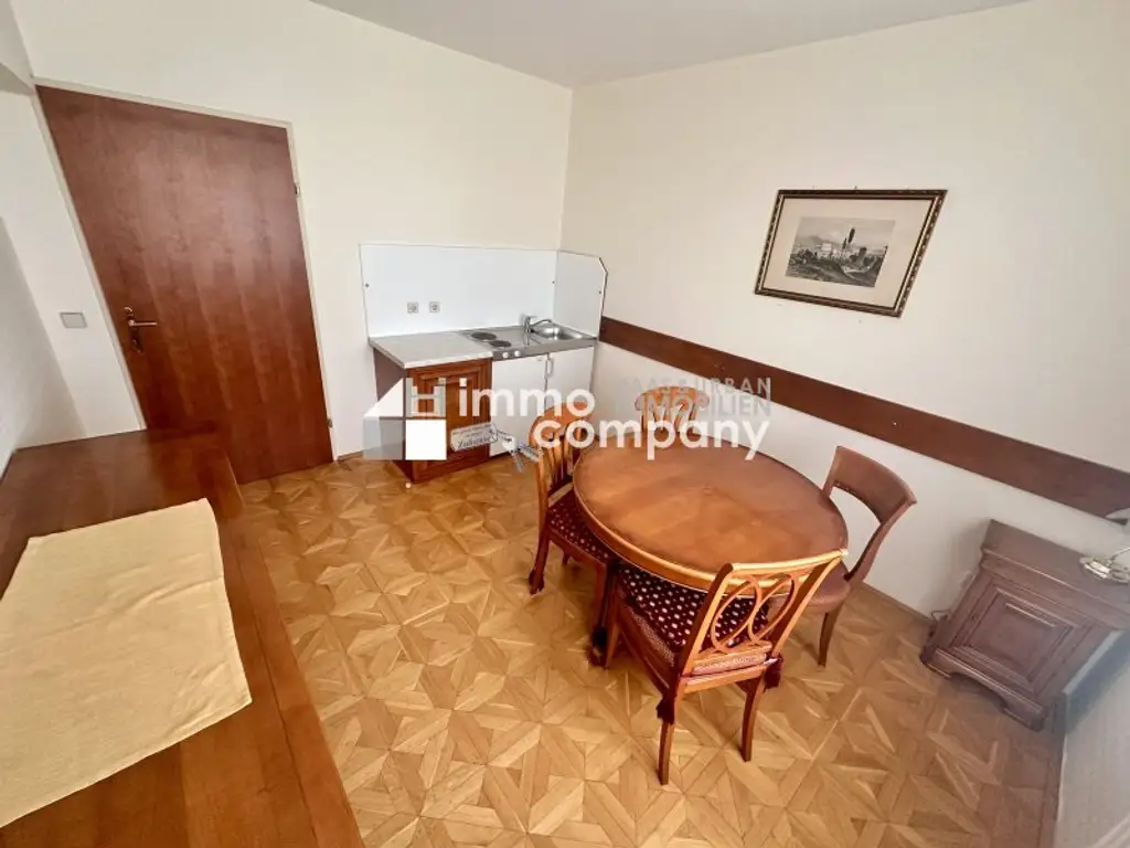 Gemütliche Wohnung in Lassee: 39m² mit Stadtblick, Einbauküche und Parkplatz!