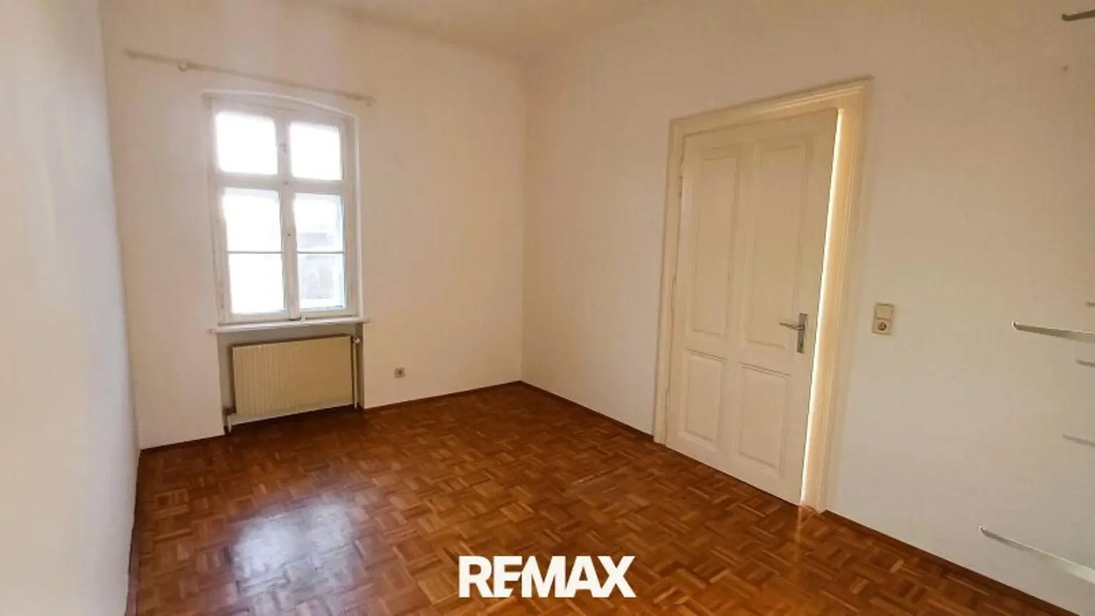 10_Büro 2 Fenster