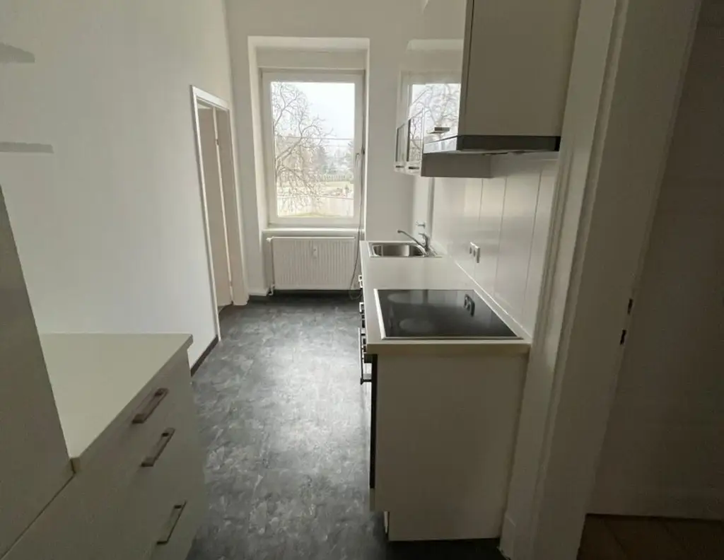 Attraktives 2,5-Zimmer-Zuhause in Kapellenstraße: Modern saniert, top angebunden, nähe Webling - zur Miete! Haustiere willkommen!