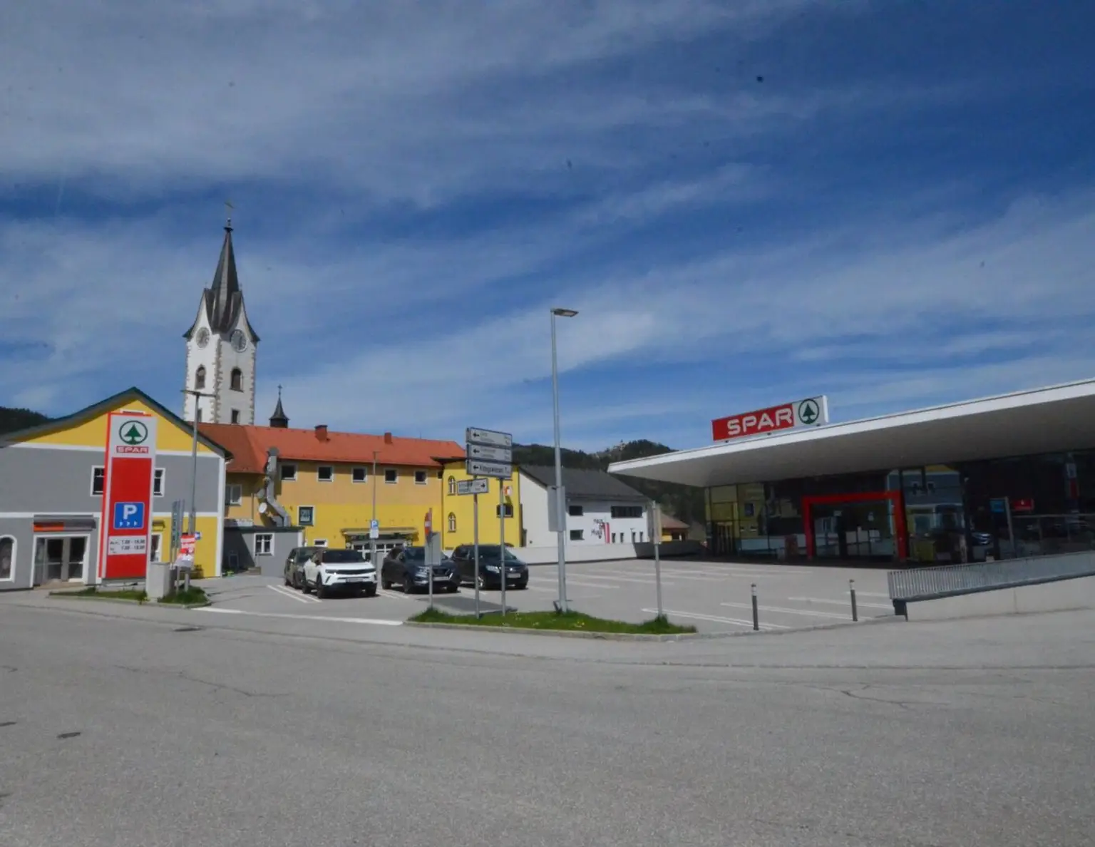 Geschäfts- u. Wohnobjekt mit Potential vis a vis Top-Sparmarkt - Zentrum Unterweissenbach (Baurecht oder Superädifikat)