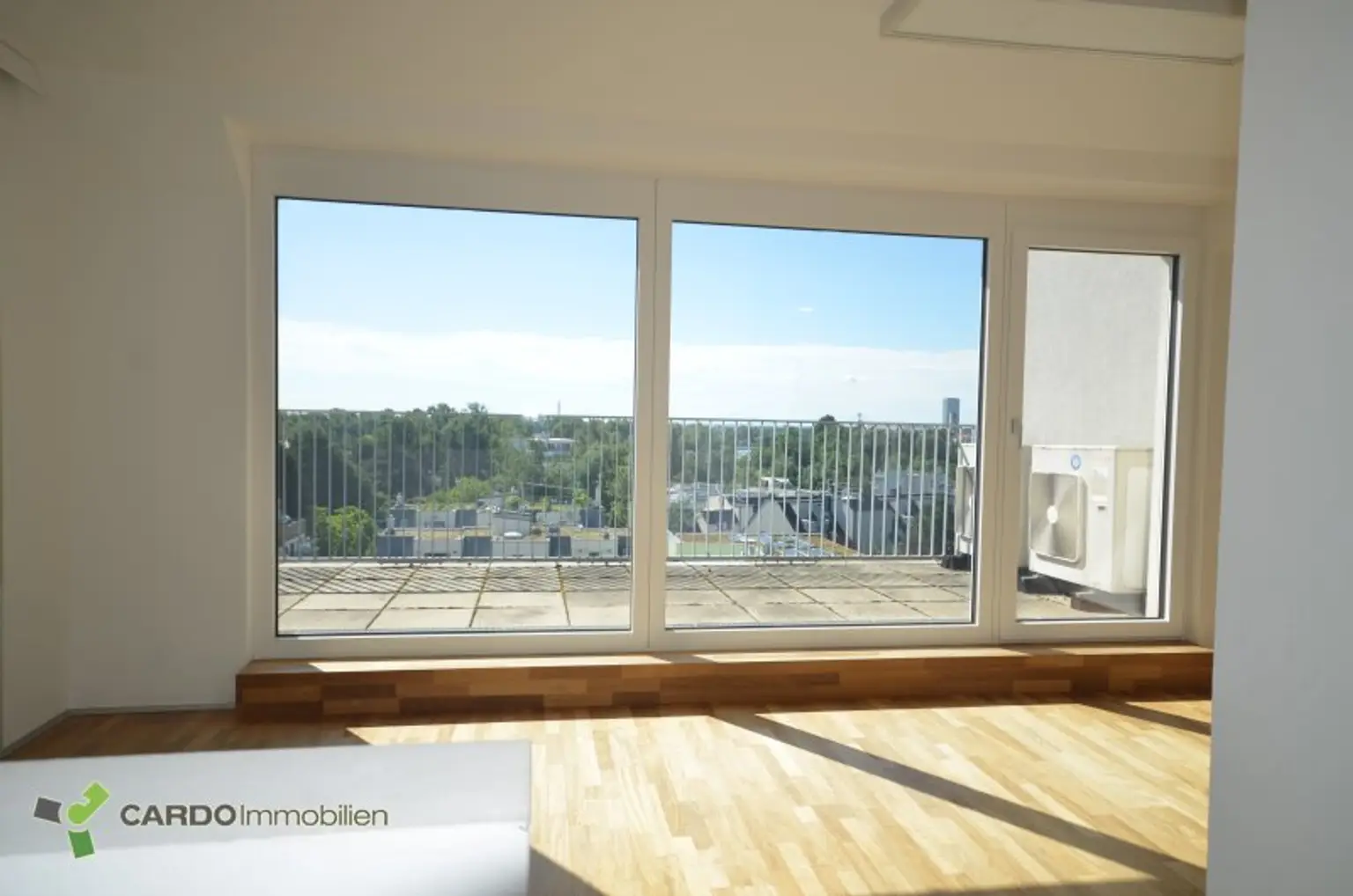 Maissonette, Attraktive Gewerbefläche zu vermieten – ca. 260 m², Nähe UNO City & U-Bahn