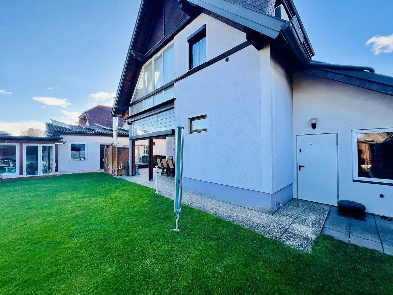 Mehrfamilienhaus mit 17 kw Solaranlage