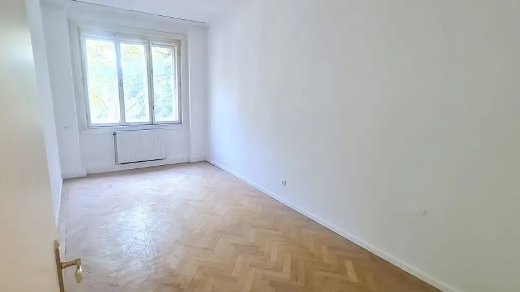 Altbauwohnung mit Balkon - Cottagelage nahe U4