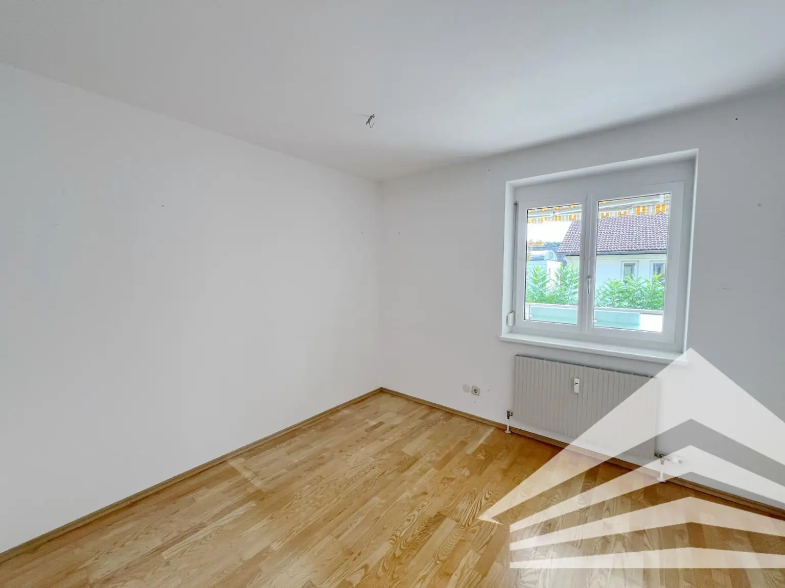 Gut aufgeteilte 3-Zimmer Wohnung mit Loggia - in nur 15 Minuten im Linzer Stadtzentrum!