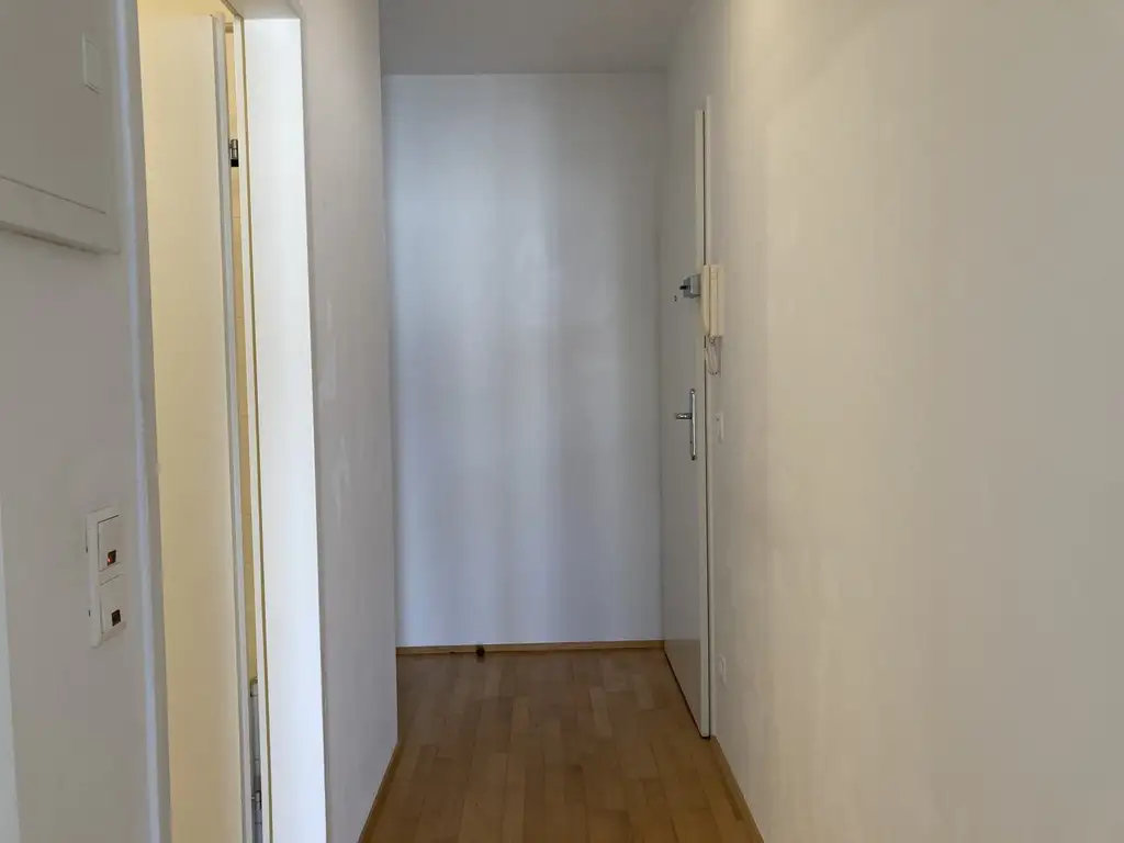 Super aufgeteilte 2-Zimmer-Wohnung mit Balkon im 18. Bezirk