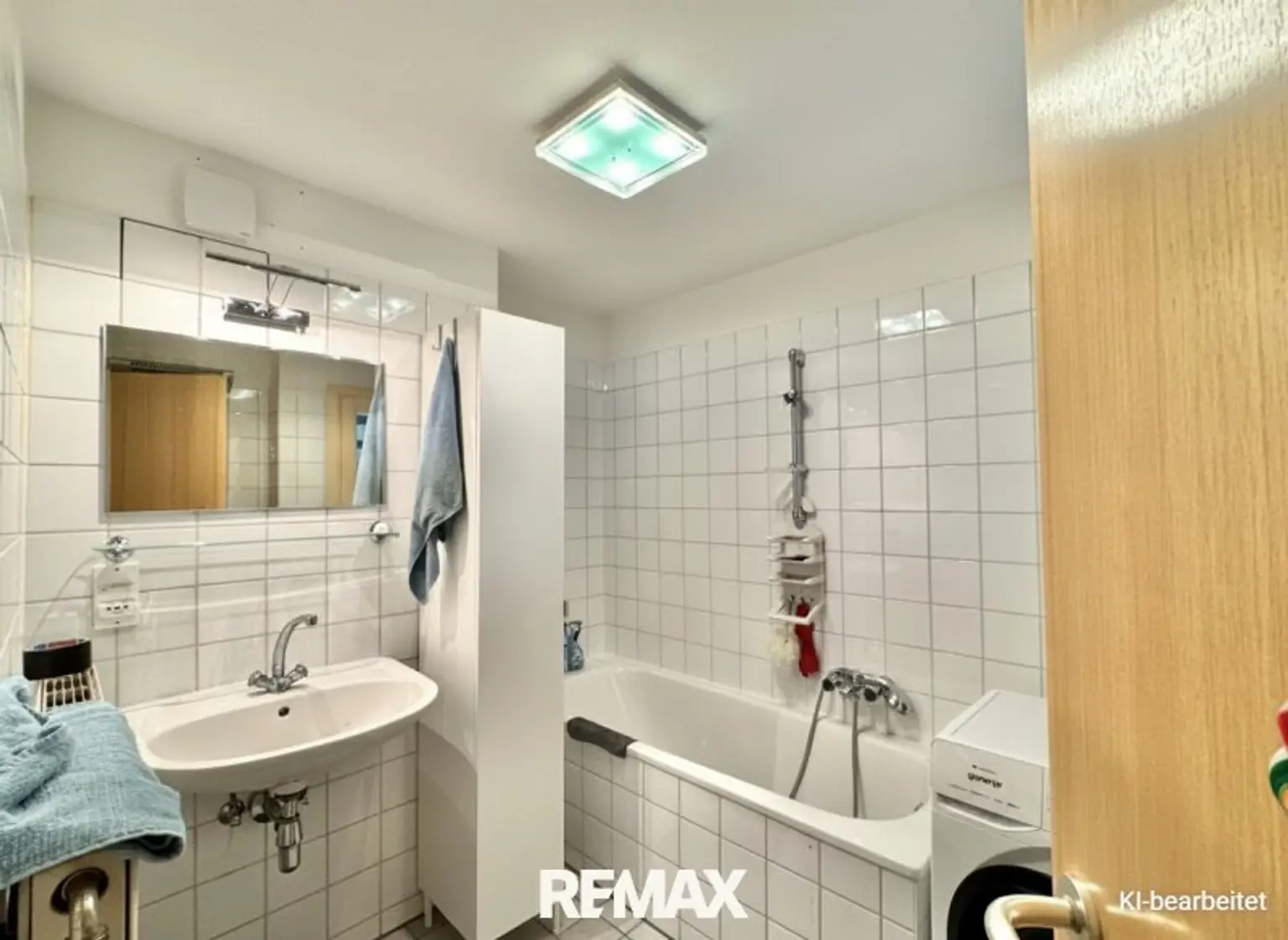 11 Badezimmer Obergeschoß