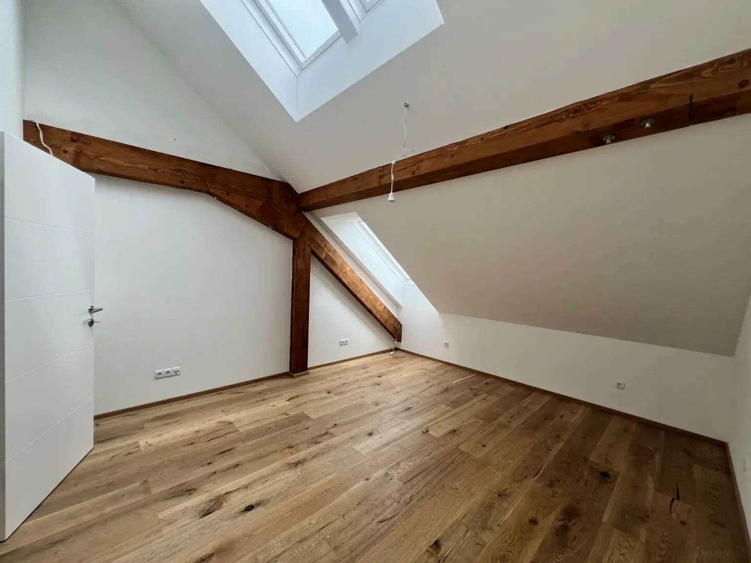 Penthouse-Wohnung + 270m2 Dachterrasse zur Miete als Wohnung oder Büro