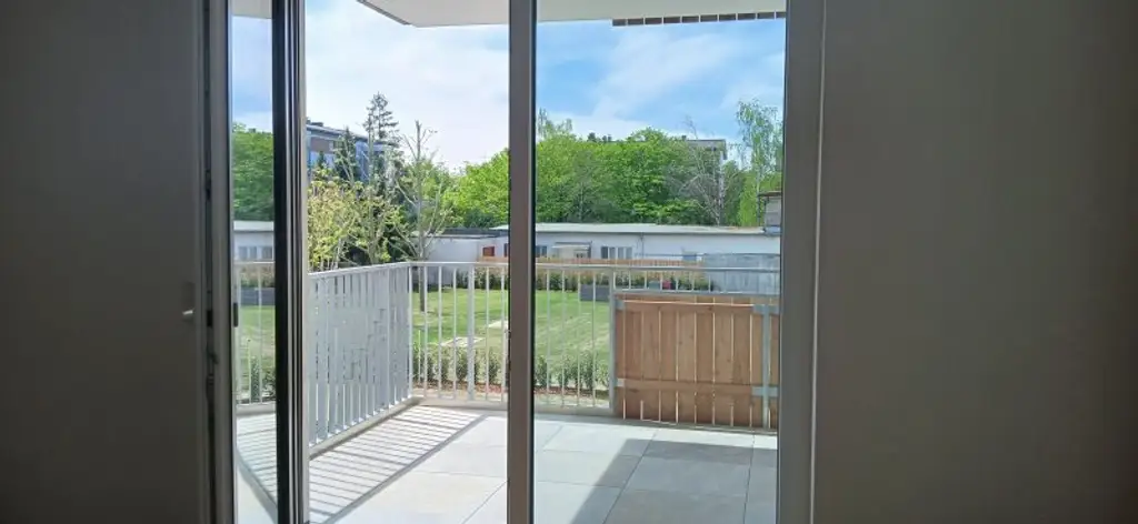 NEUBAU - ERSTBEZUG - Top 12 - Wunderschöne 2 Zimmerwohnungen mit großem Balkon und eigenem Tiefgaragenplatz