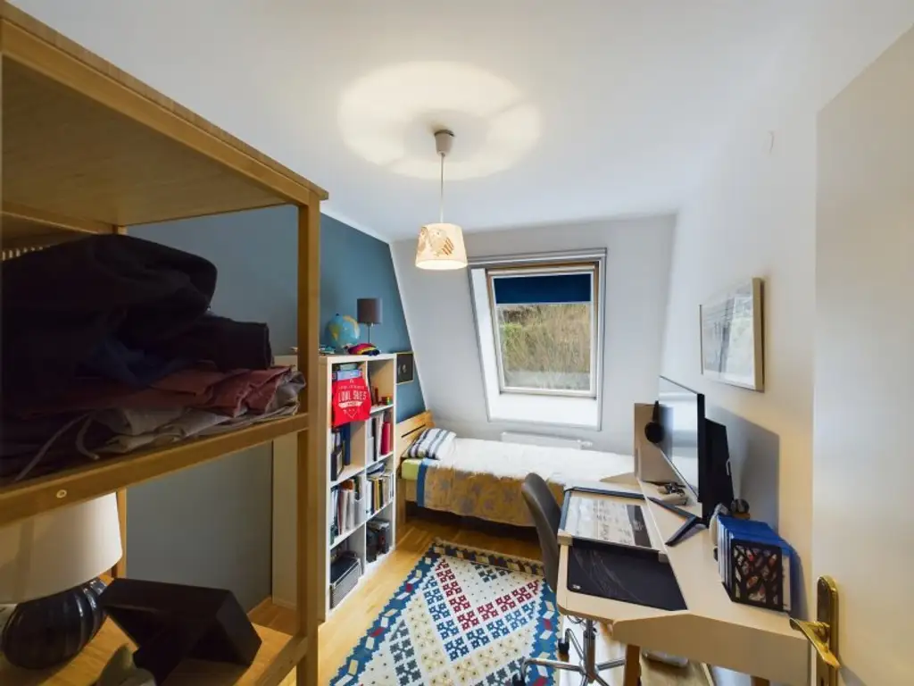 Charmantes Reihenhaus in Laab im Walde – 7 Zimmer, Garten und Garage! Ab € 1.311,--Kreditrate/Monate!!!!