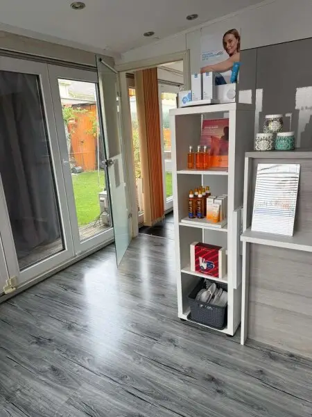 Schöne barrierefreie Gartenwohnung mit 30m² Wintergarten in Stockerau zu verkaufen