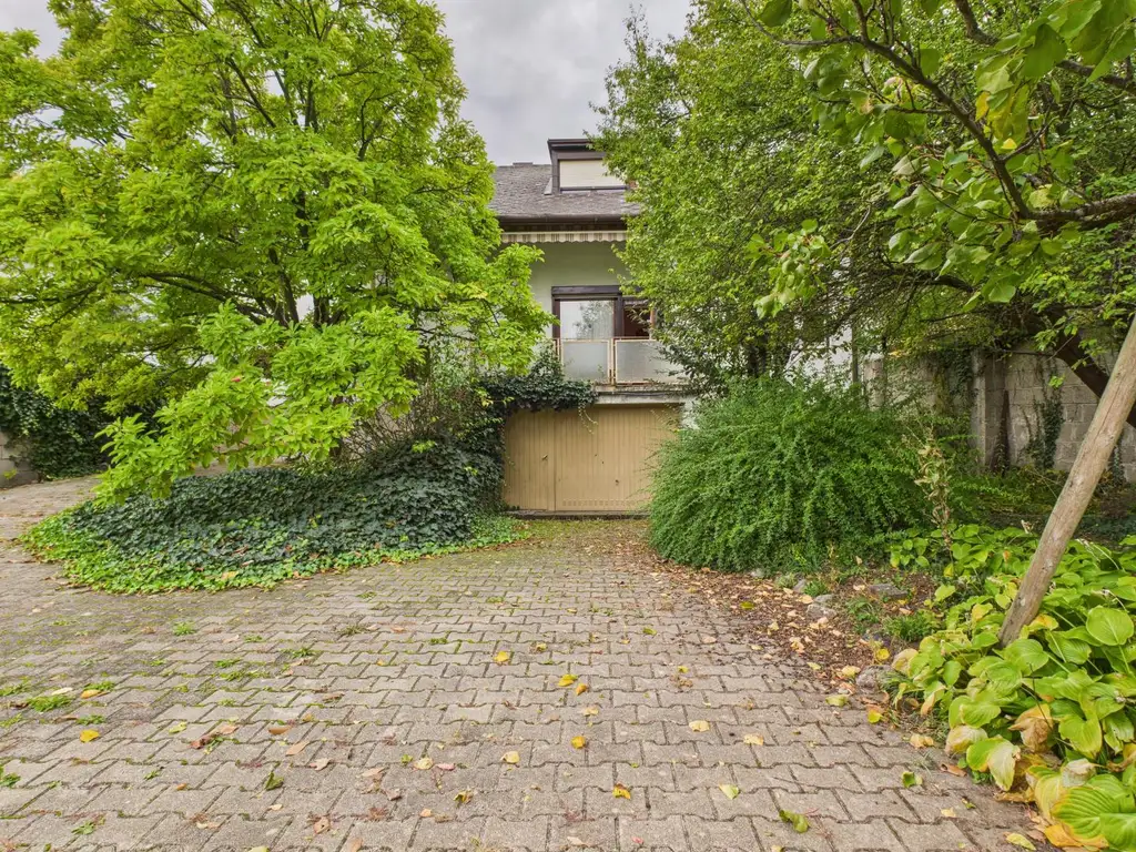 Viel Raum, viel Grün, viel Potenzial – Solides Einfamilienhaus in Apetlon