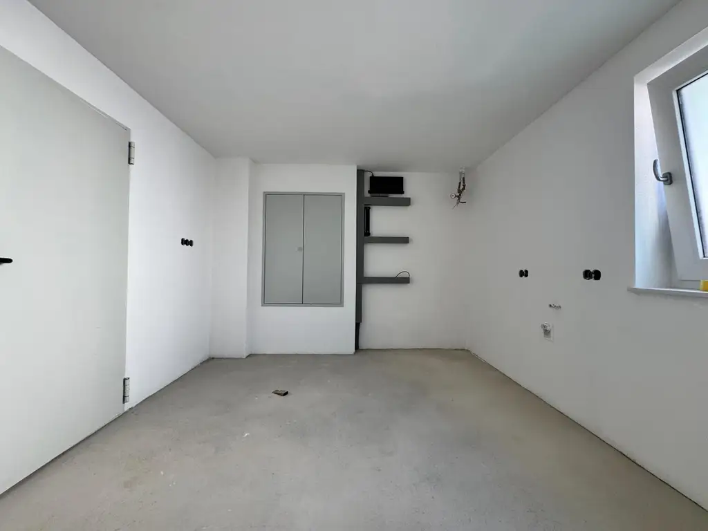 Renoviert, belagsfertig & bereit für Ihre Ideen! Einfamilienhaus mit Garten, Sonnenterrasse und Doppelgarage in Timelkam - BIETERVERFAHREN