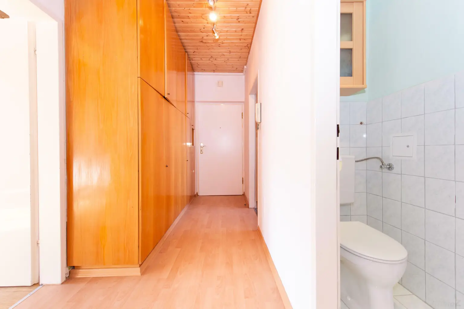 Attraktive 2-Zimmer Eigentumswohnung in Laßnitzhöhe mit Einbauküche, ruhig, gute Infrastruktur, schnelle Anbindung nach Graz.