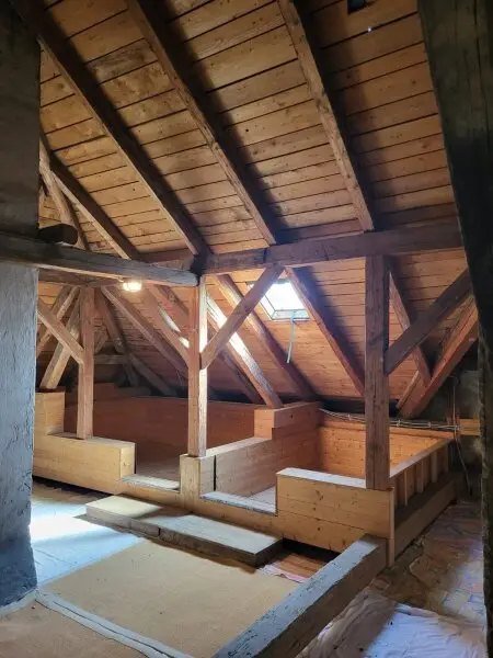 Charmante Villa mit weitläufigem Garten, Wintergarten & vielseitigen Wohnbereichen by Lifestyle Properties