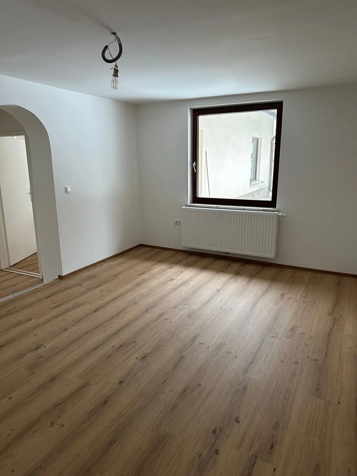 ###ERSTBEZUG###Exklusives Wohnerlebnis am Römerberg – Ruhe, Natur & Stadtnähe in Baden