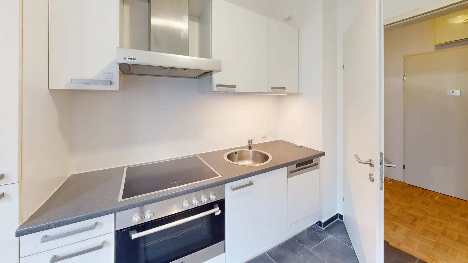 Zentrale moderne 2 Zimmer Wohnung - Ruhelage