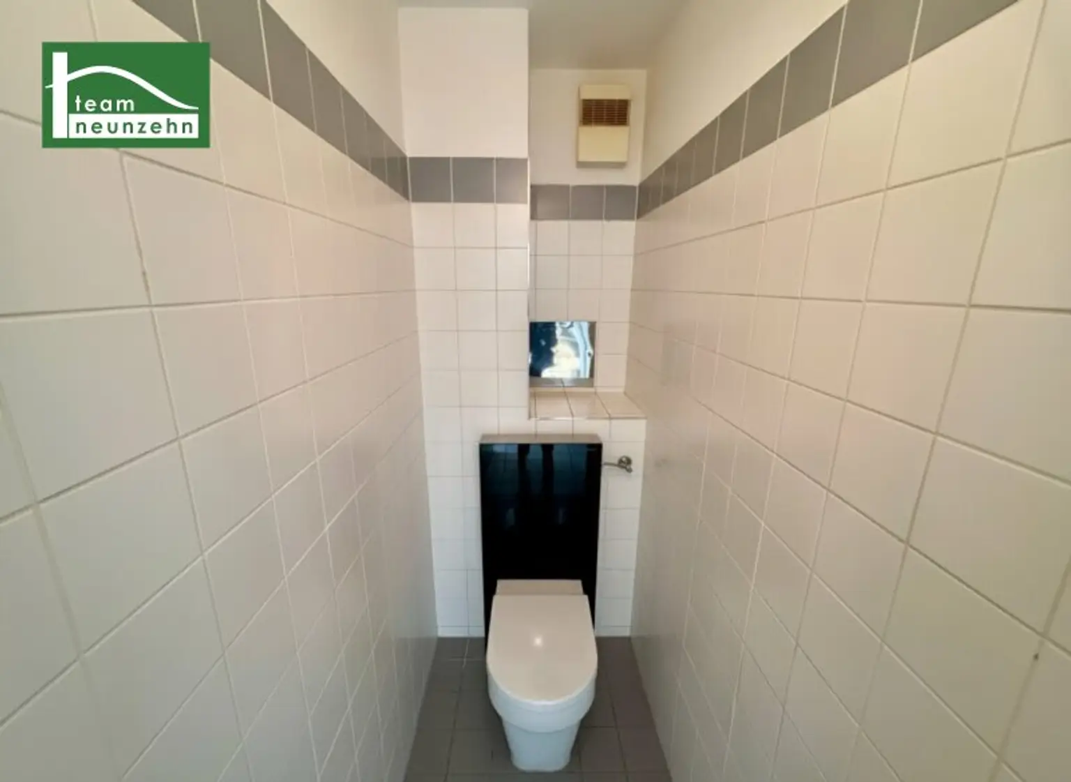 Helle 2-Zimmer-Wohnung in der Langobardenstraße 189 – ideal für Singles oder Paare! - JETZT ZUSCHLAGEN