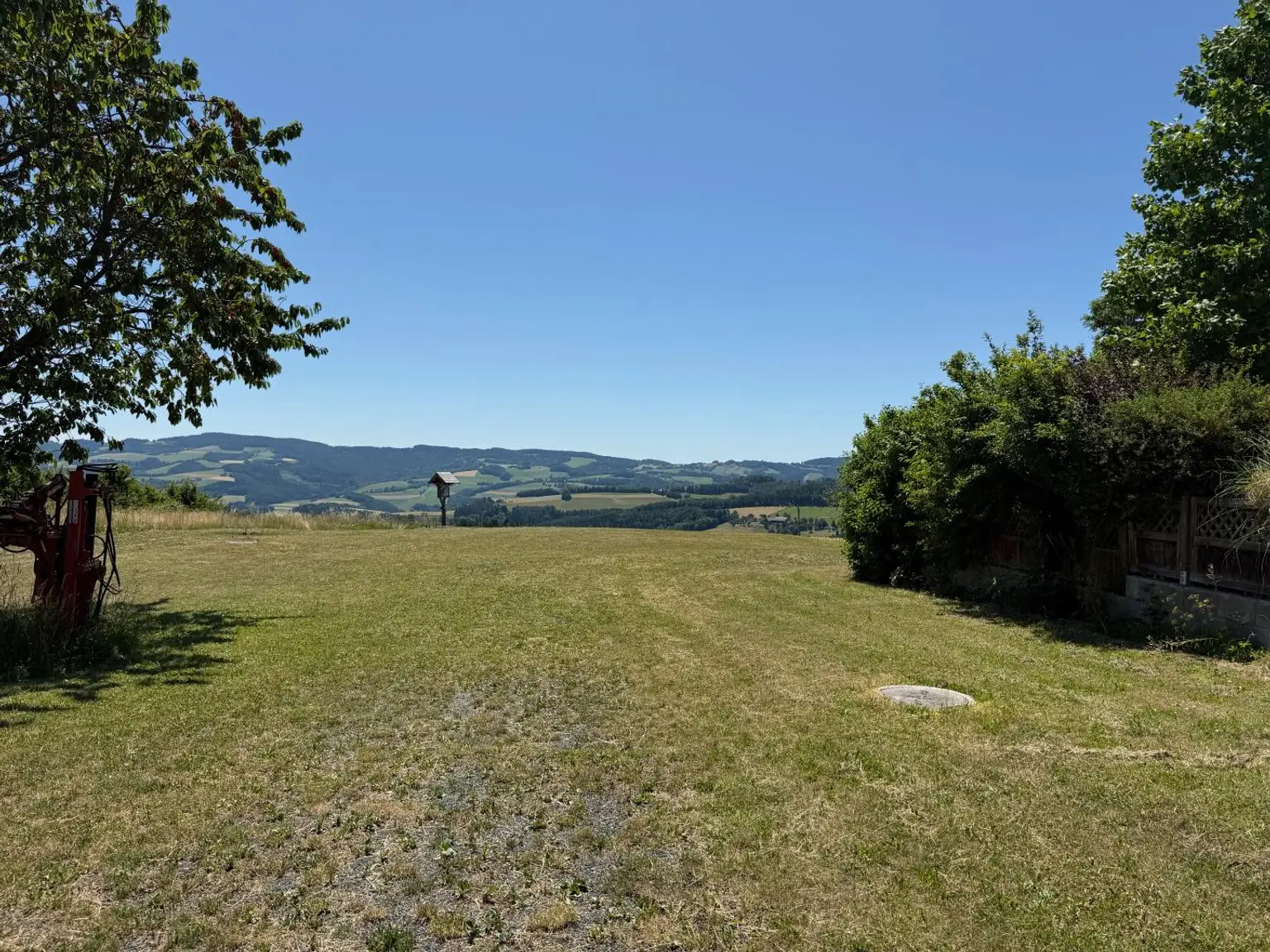 Idylisches Mehrfamilienhaus mit Werkstatt