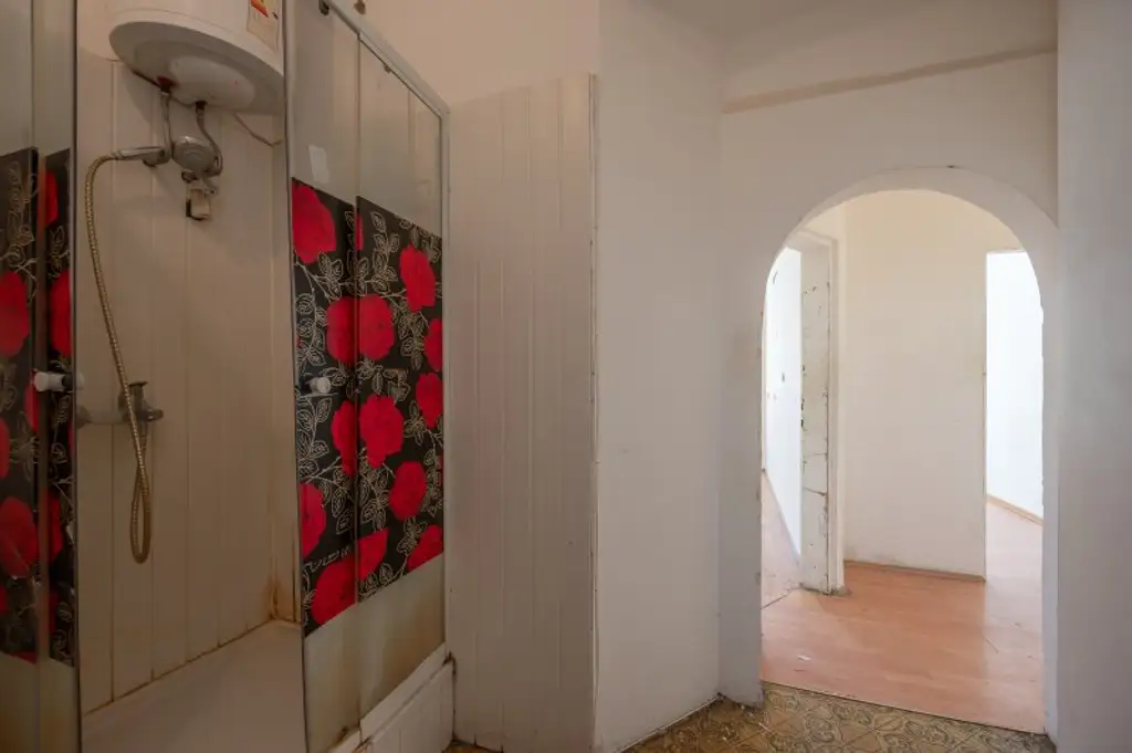 ++NEU++ sanierungsbedürftige 3,5-Zimmer Altbauwohnung