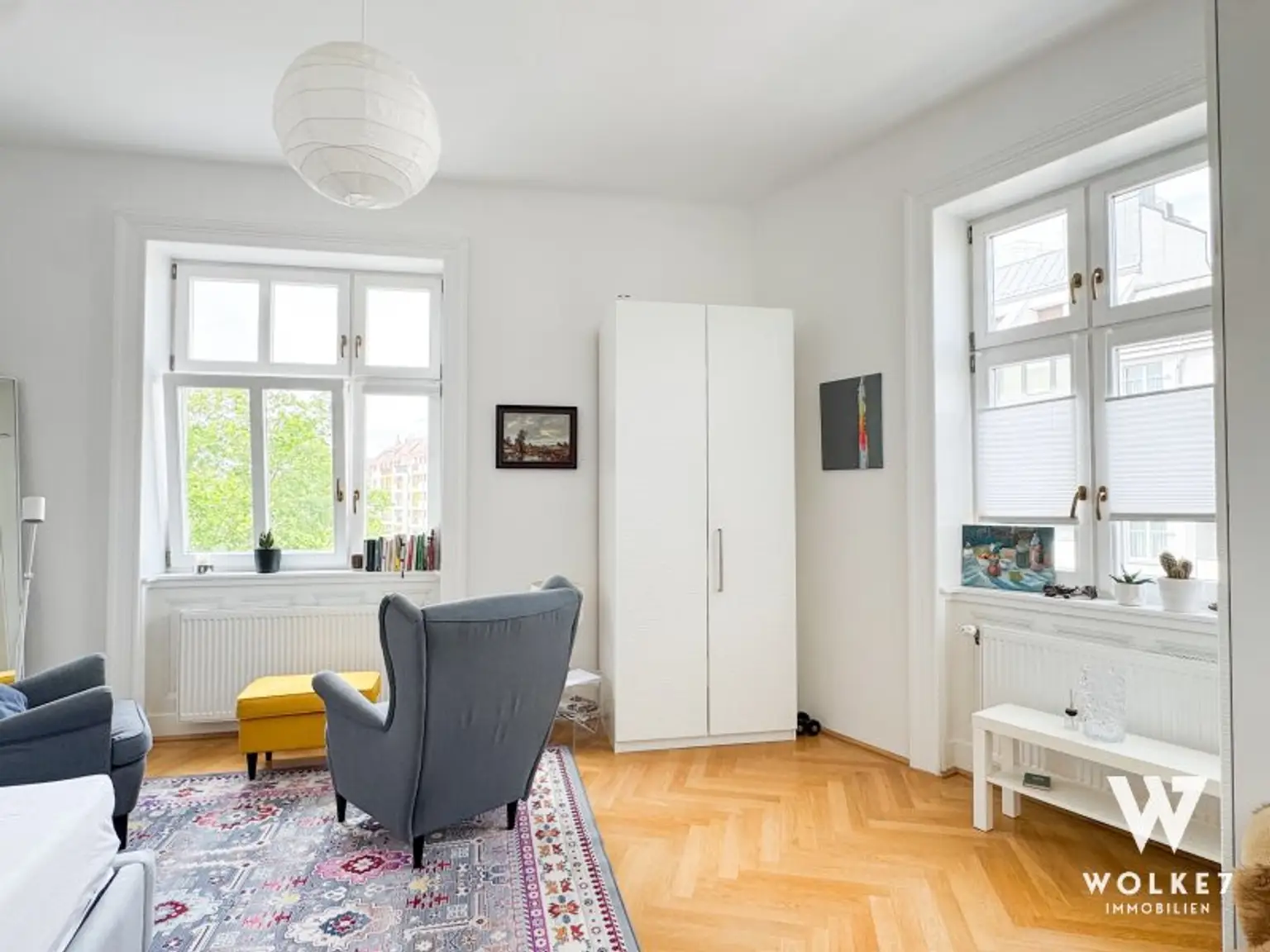 Stilvolles Wohnen in 1100 Wien – modernisierte 2-Zimmer-Wohnung mit Designküche & Blick ins Grüne I Nähe U1 Troststraße