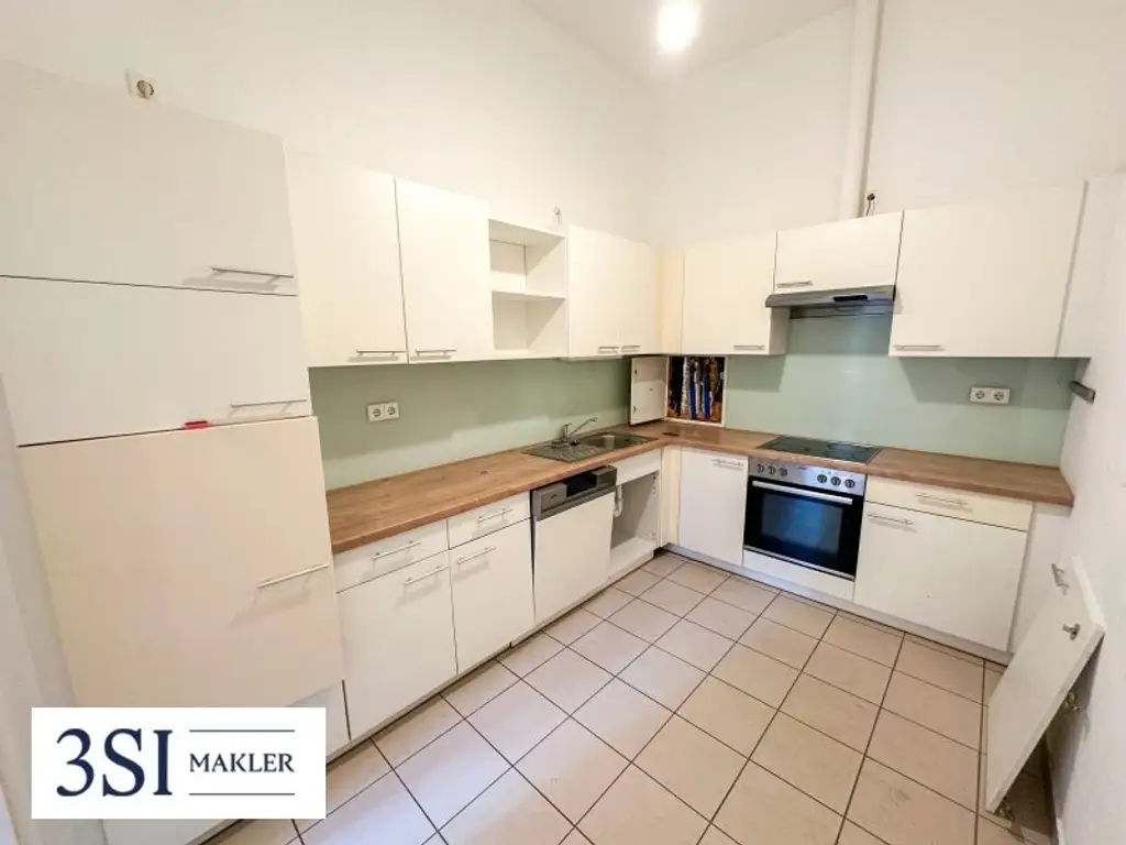 Großzügige Sonnenterrasse + absolute Privatsphäre - Helle 3-Zimmer-Wohnung in eleganter Altbauliegenschaft im 3. Bezirk