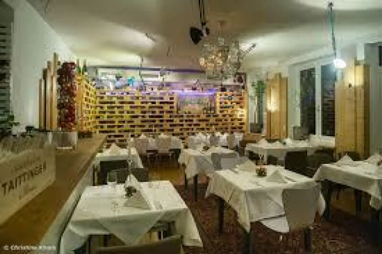 ABLÖSEFREI-TRAUMLOKAL BLICK ÜBER WIEN-GROSSE TERRASSE-TOP HOCHZEITSLOCATION-GASTROTEL IMMOBILIEN