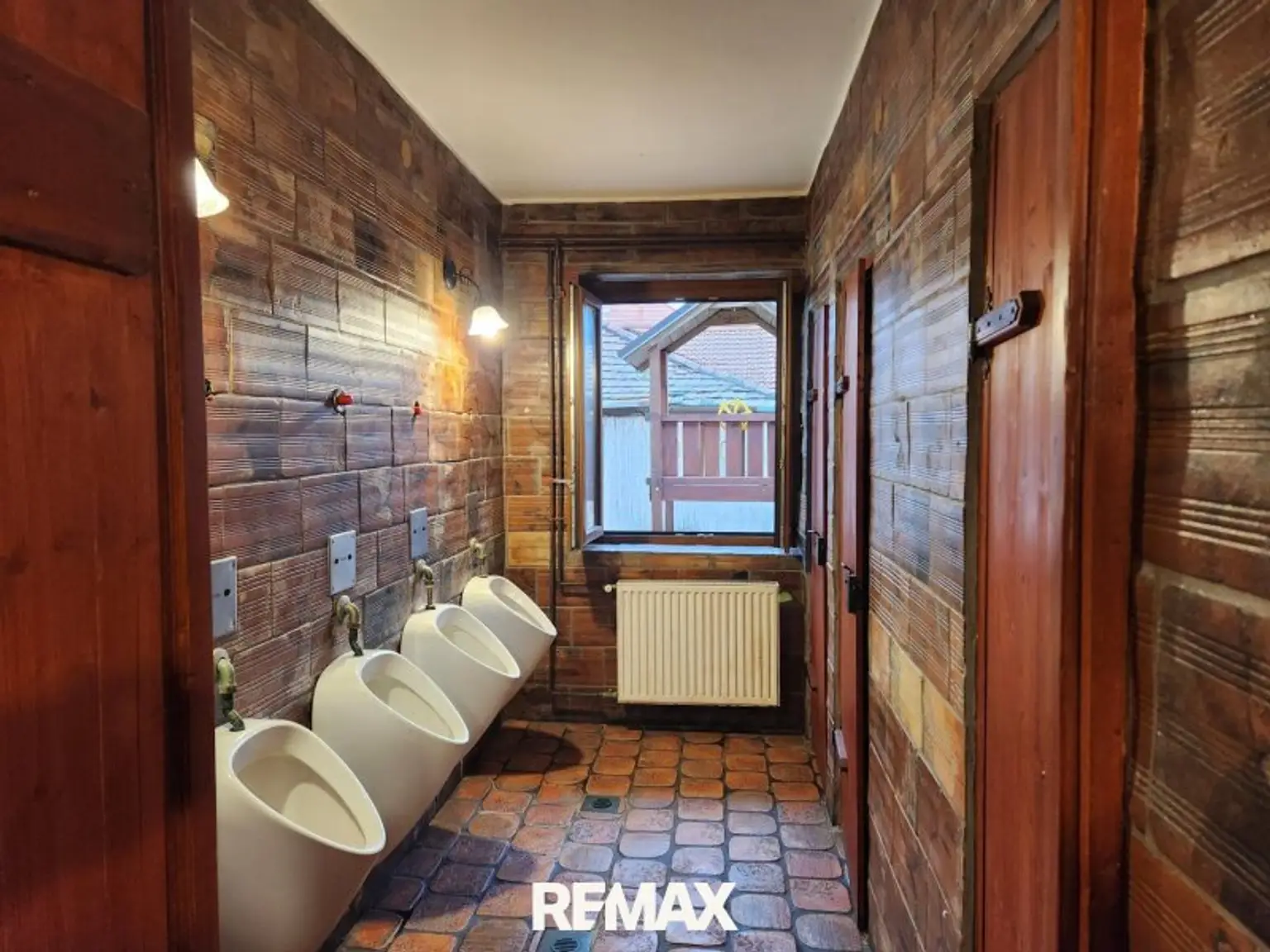 Restroom Men
