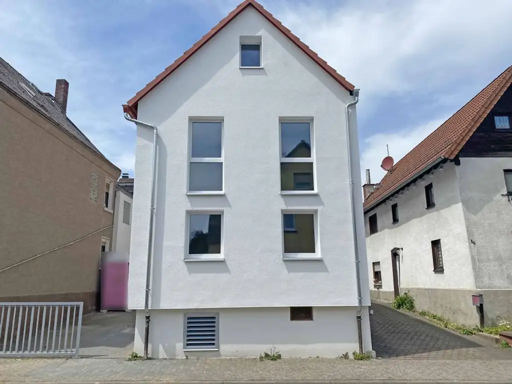 3 Zimmer, Küche, Bad, Garage