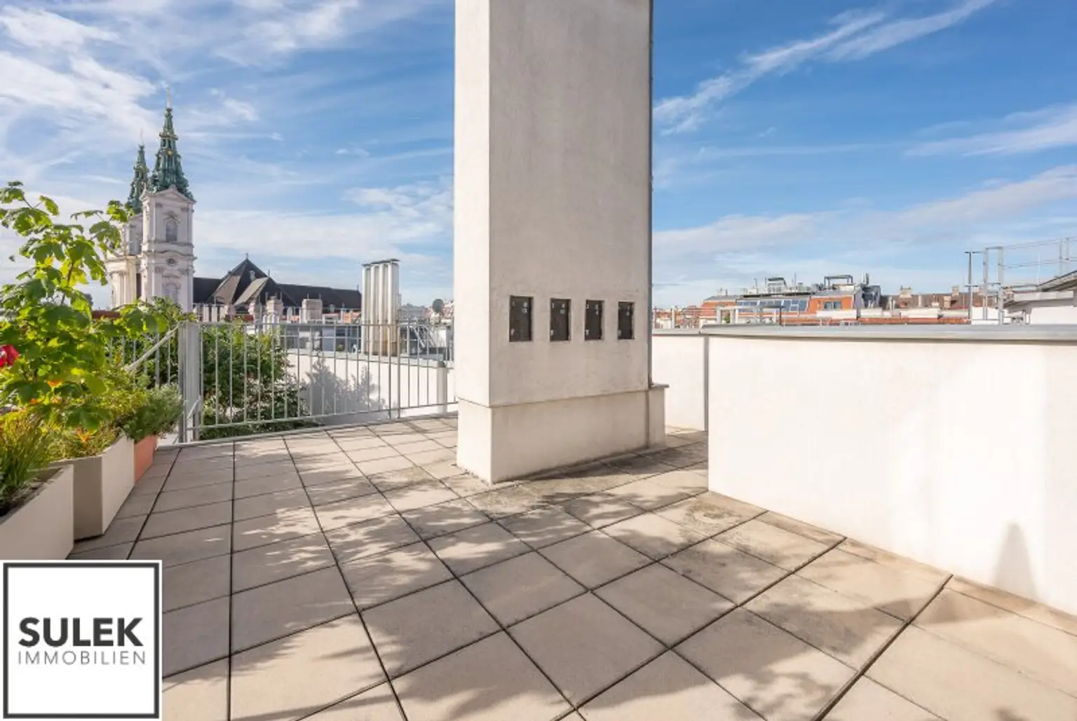 Wohntraum realisieren: DG-Maisonettewohnung mit Balkon & Terrasse in der Florianigasse!