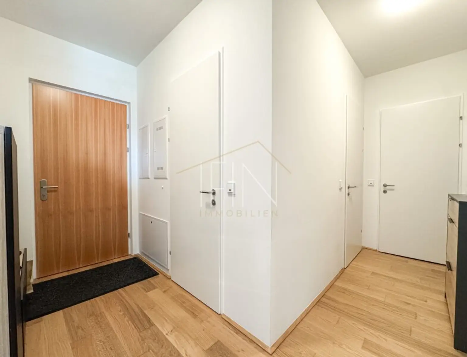 Neuwertige 3-Zimmer-Wohnung mit Stil! Ihr Wohnglück im Grünen