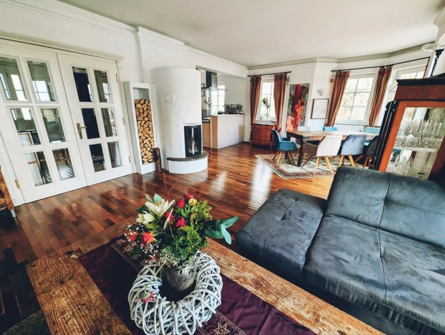 Wunderschöne Villa mit Pool und weitläufigem Grundstück, Nähe Pressbaum