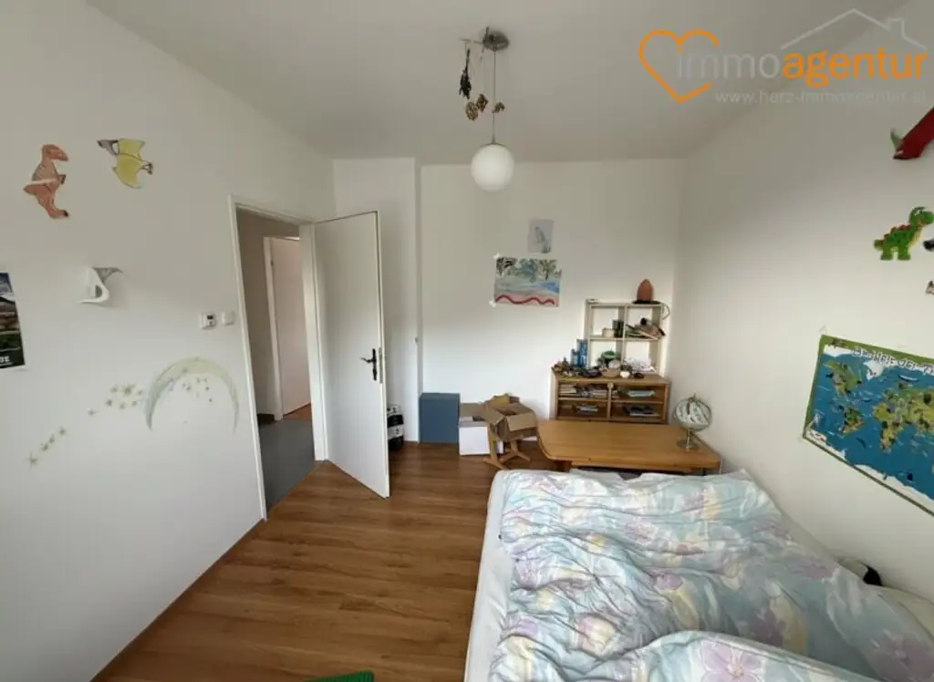 Gepflegtes Zweifamilienhaus mit stabilen Einnahmen & Potenzial, in Engelhartszell