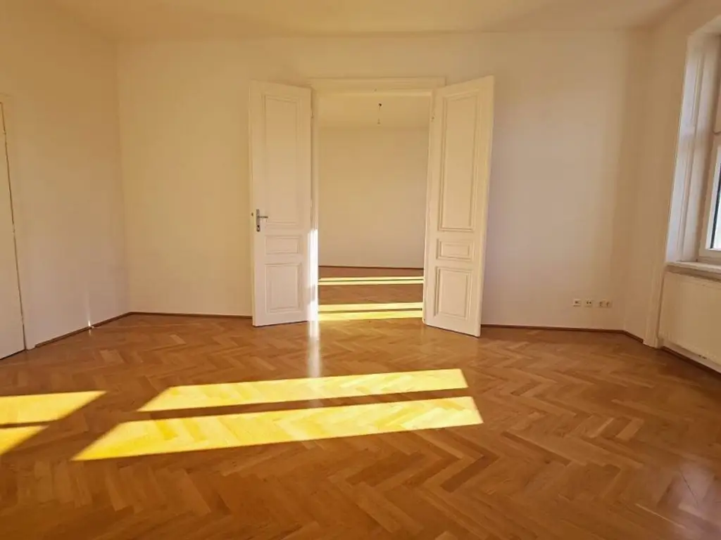 ROCHUSMARKT-NÄHE, sonnige 103 m2 Altbau, 3 Zimmer, WG-geeignet, Küche, Wannenbad, Parketten, Geusaugasse