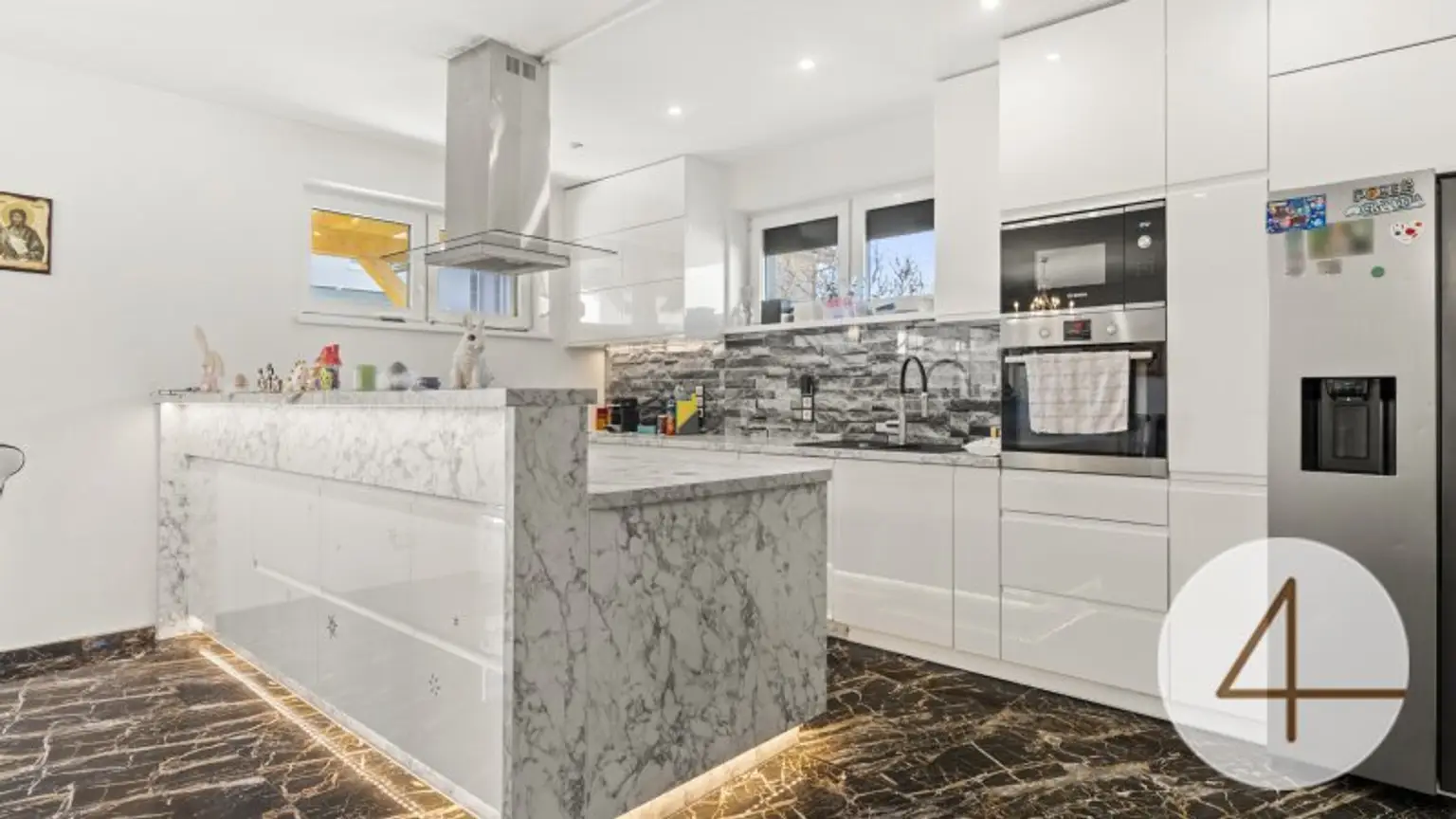 Hochwertiges Traumhaus mit Terrasse, Garage & Carport