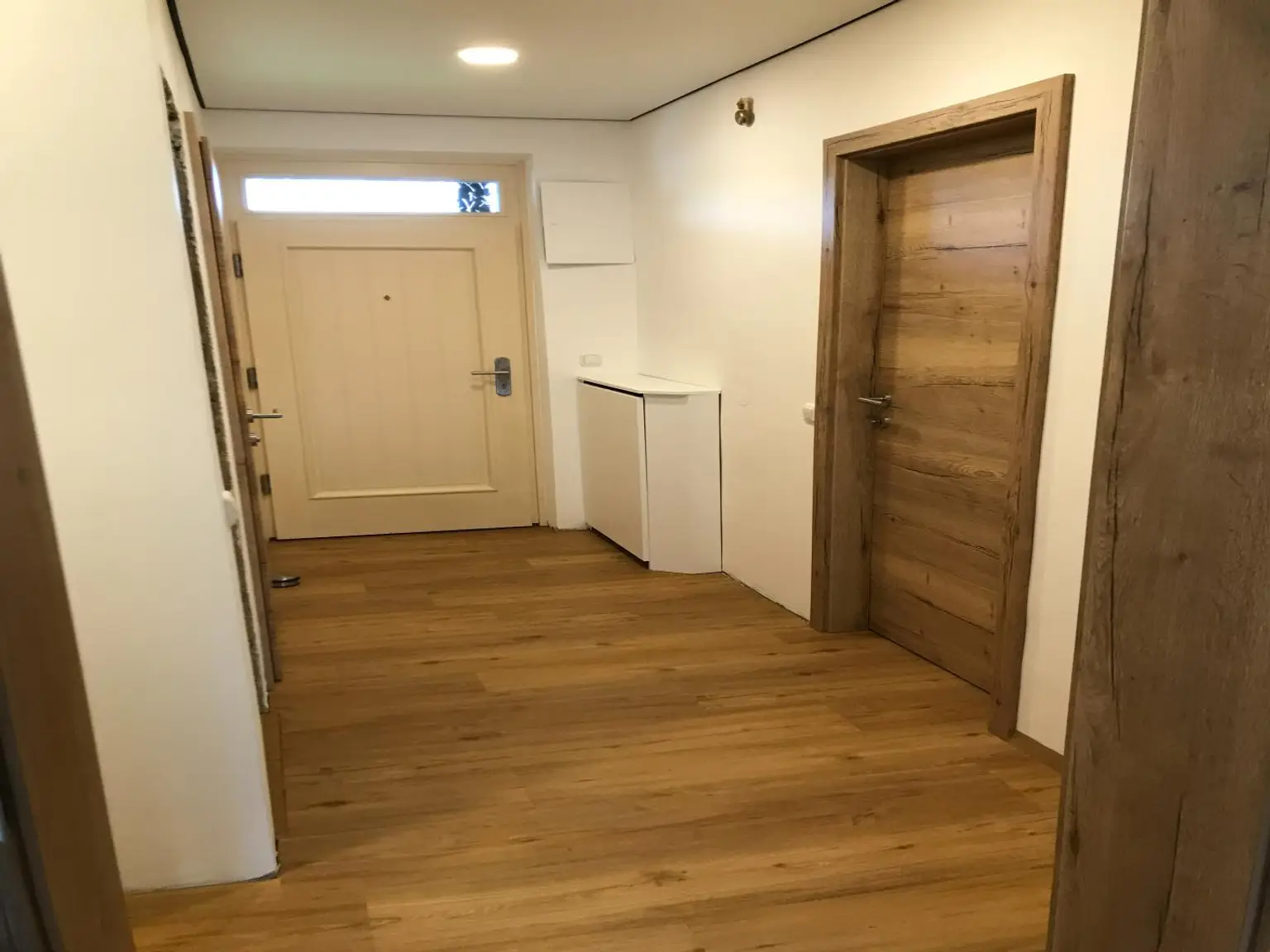 Neu sanierte Wohnung in ruhiger Siedlungslage
